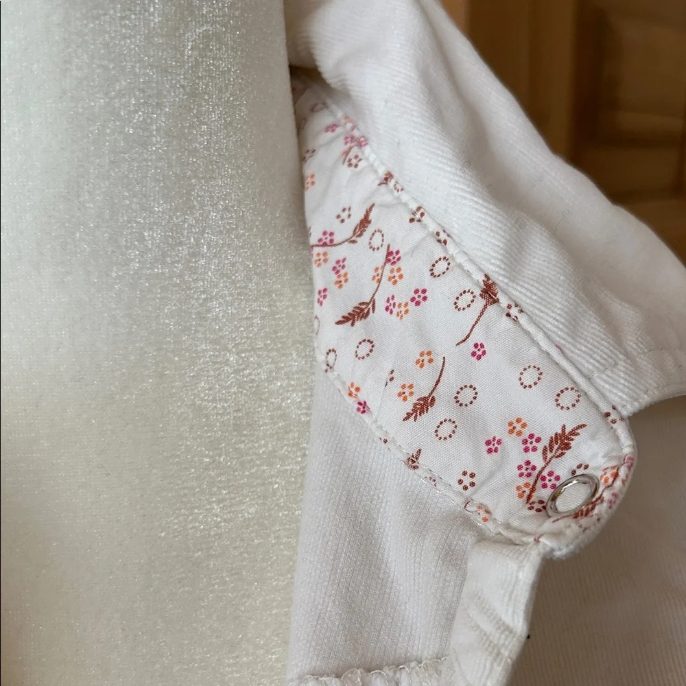 White Button-Up Shirt - Picture 3 of 8